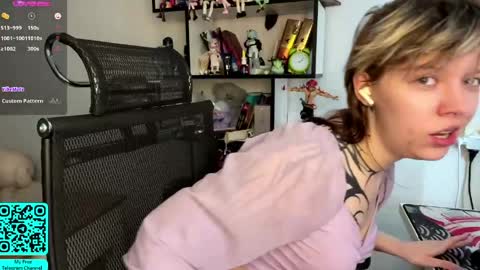 Snapshot of liliandaniels chatting on 21, 4, 2026 Lilian online show from 21, 4, 2026