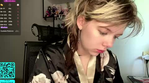 Snapshot of liliandaniels chatting on 10, 5, 2026 Lilian online show from 10, 5, 2026
