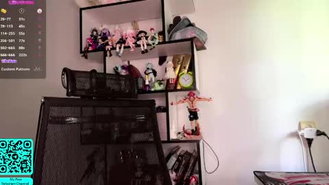 Snapshot of liliandaniels chatting on 17, 5, 2026 Lilian online show from 17, 5, 2026