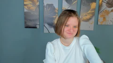 hi guys Im new here Im 18 years oldIve never had sex online show from 15, 1, 2026