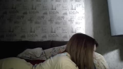 liliawoolf online show from 20, 10, 2025