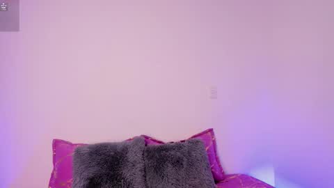   online show from 18, 12, 2025