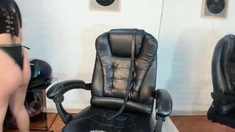 Lilifut  online show from 21, 12, 2025