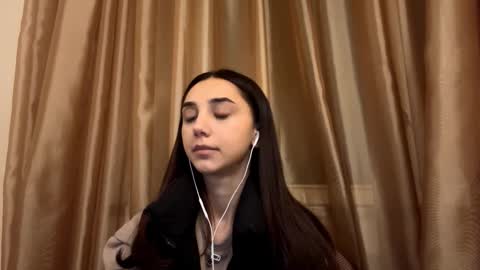 Lina online show from 30, 9, 2025