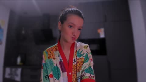 Snapshot of lililaluna chatting on 2, 1, 2025             ...  online show from 2, 1, 2025