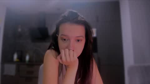 Snapshot of lililaluna chatting on 17, 1, 2025             ...  online show from 17, 1, 2025