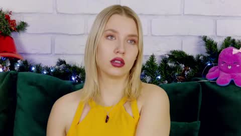 Snapshot of lililinn chatting on 17, 12, 2024 LiliLinn online show from 17, 12, 2024