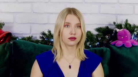 Snapshot of lililinn chatting on 18, 12, 2024 LiliLinn online show from 18, 12, 2024