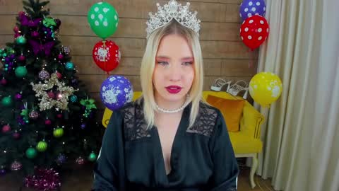 Snapshot of lililinn chatting on 26, 12, 2024 LiliLinn online show from 26, 12, 2024