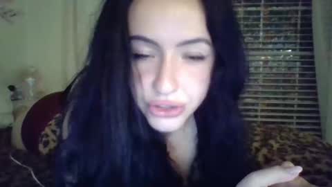 Snapshot of lililuvsy0u chatting on 18, 5, 2026 lililuvsy0u online show from 18, 5, 2026