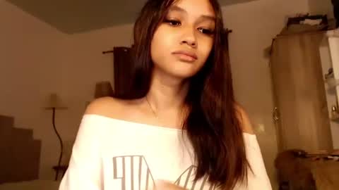 Snapshot of lilit_sensual chatting on 23, 10, 2025 Chloe online show from 23, 10, 2025