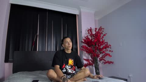 Snapshot of lilith_and_marcusblain chatting on 28, 12, 2024 Lili Marcus online show from 28, 12, 2024