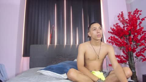 Snapshot of lilith_and_marcusblain chatting on 30, 12, 2024 Lili Marcus online show from 30, 12, 2024