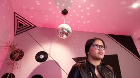 Lilith and Khloe  online show from 22, 10, 2025