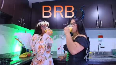 Lilith and Khloe  online show from 7, 11, 2025