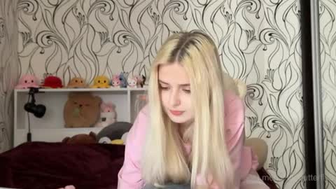 Snapshot of lilith_butterfly chatting on 1, 5, 2026 Lilly online show from 1, 5, 2026
