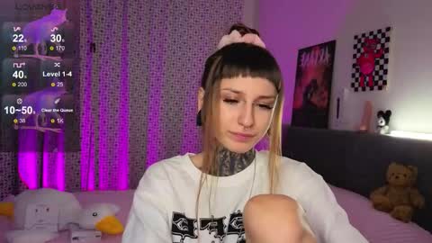 lilith_poison online show from 13, 11, 2025