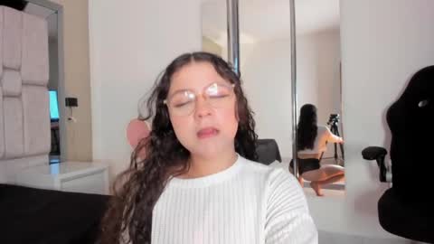 Snapshot of lilithbloom7 chatting on 7, 5, 2026 Welcome to Lilith room online show from 7, 5, 2026