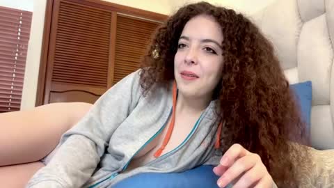 Snapshot of lilithdoeyes chatting on 11, 4, 2026 Lilith online show from 11, 4, 2026