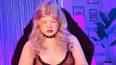 Snapshot of lilithnelson chatting on 28, 4, 2026 LilithNelson online show from 28, 4, 2026