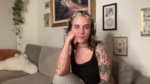 Snapshot of lill_daddysgirl chatting on 2, 10, 2025 lilldaddysgirl online show from 2, 10, 2025