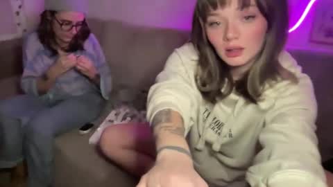 Snapshot of lill_daddysgirl chatting on 9, 1, 2026 lilldaddysgirl online show from 9, 1, 2026