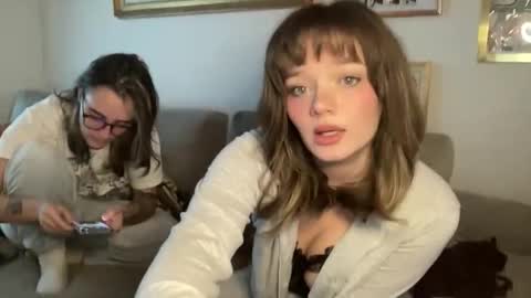 Snapshot of lill_daddysgirl chatting on 11, 1, 2026 lilldaddysgirl online show from 11, 1, 2026