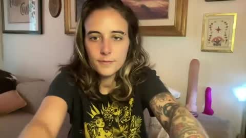 Snapshot of lill_daddysgirl chatting on 9, 7, 2026 lilldaddysgirl online show from 9, 7, 2026