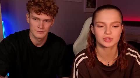 OLIVIAPVT IS OPEN online show from 12, 10, 2025