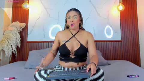 Snapshot of lillian_lee1 chatting on 19, 4, 2026 lillian_lee1 online show from 19, 4, 2026
