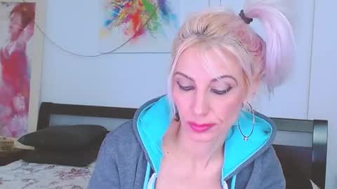 Lara online show from 11, 2, 2025