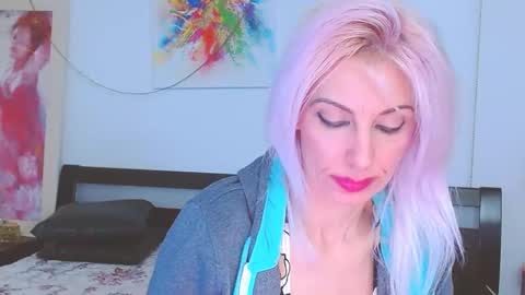 Lara online show from 14, 2, 2025