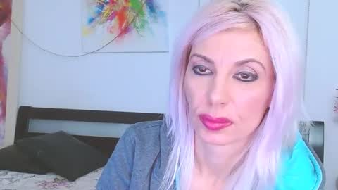 Lara online show from 19, 2, 2025