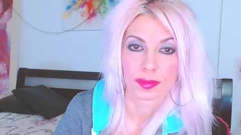 Lara online show from 21, 2, 2025