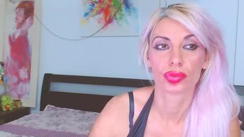 Lara online show from 13, 9, 2025