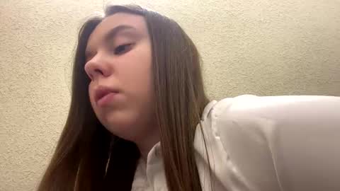 Lily online show from 13, 10, 2025