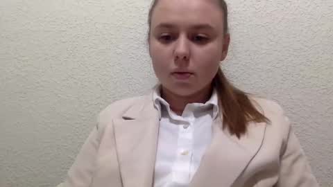 Lily online show from 18, 10, 2025