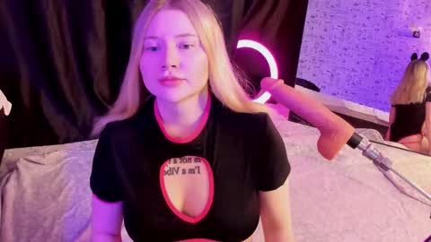 lillie_berry online show from 30, 11, 2025
