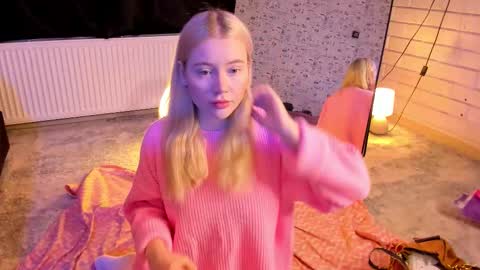 Snapshot of lillie_berry chatting on 24, 2, 2026 lillie_berry online show from 24, 2, 2026