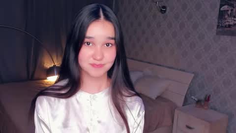 Celina Lillie online show from 30, 11, 2025