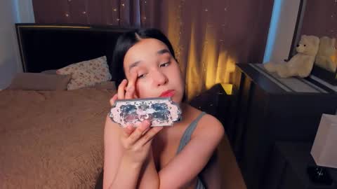 Celina Lillie online show from 12, 3, 2026