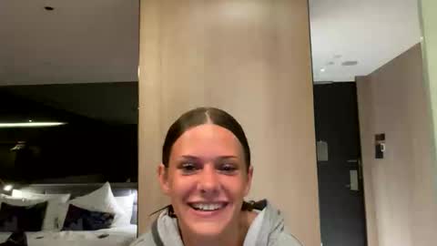 Snapshot of lillilee chatting on 21, 2, 2026 lillilee online show from 21, 2, 2026