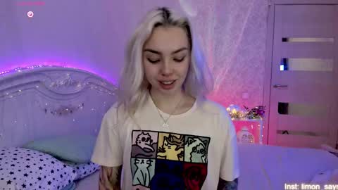 LilliMoore online show from 13, 9, 2025