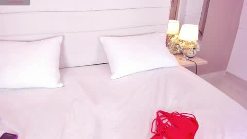 Lizeth follow me in my igimlilycute 3 online show from 14, 2, 2025