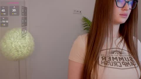 Lilly Colins online show from 2, 2, 2025