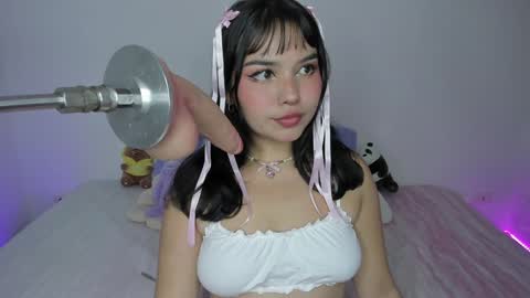Lilly  online show from 6, 12, 2024