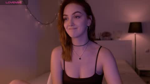 Snapshot of lillyfarey chatting on 14, 9, 2025 LillyFarey online show from 14, 9, 2025