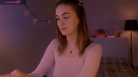 Snapshot of lillyfarey chatting on 2, 10, 2025 LillyFarey online show from 2, 10, 2025