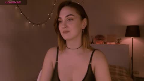 Snapshot of lillyfarey chatting on 29, 10, 2025 LillyFarey online show from 29, 10, 2025