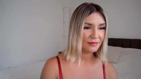 Snapshot of lillylux1993 chatting on 15, 2, 2026 Lilly Lux online show from 15, 2, 2026